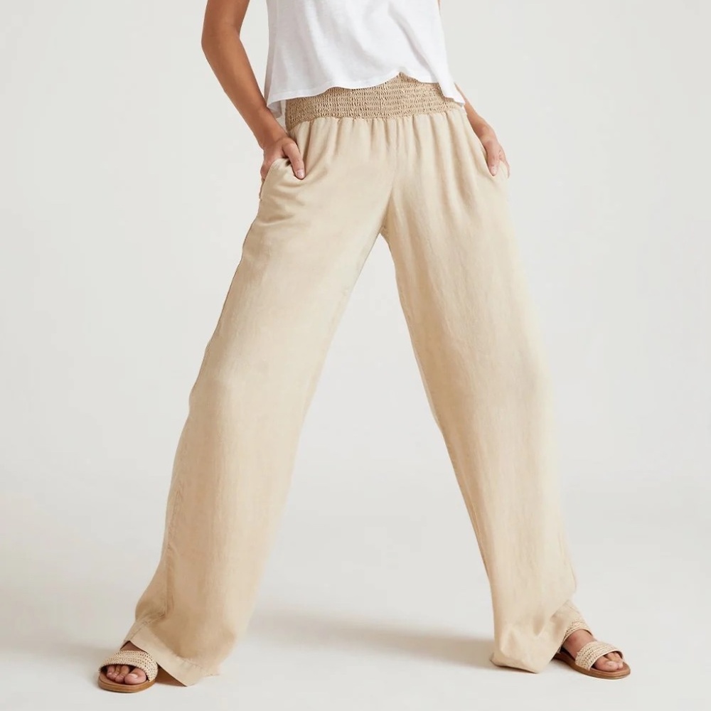 NEW! BELLA DAHL Smocked Waist Wide Leg Pant 100% Tencel Light Tan Size XS $150